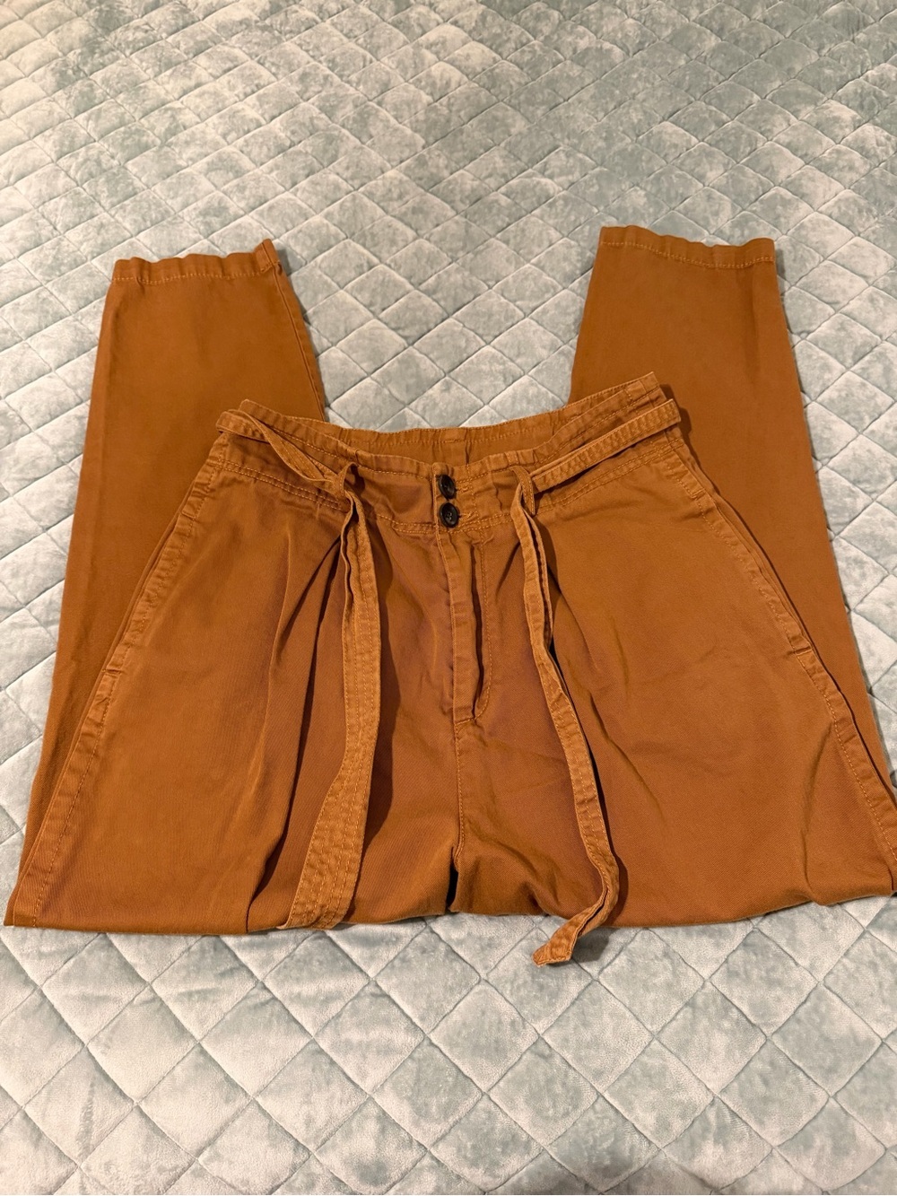 Free People Hi-Waisted Pegged 90s Pants - size 2